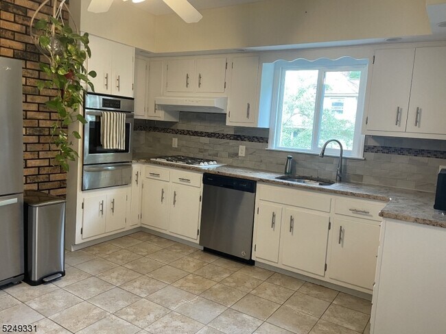 Foto del edificio - 26 3rd Ave