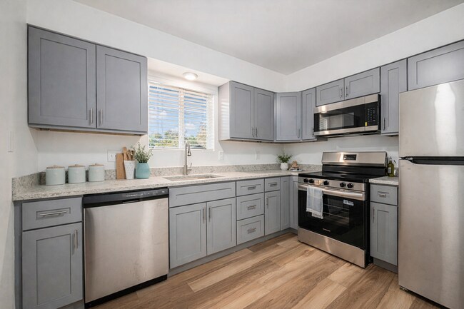 Foto del edificio - 8309 Lowell Ave