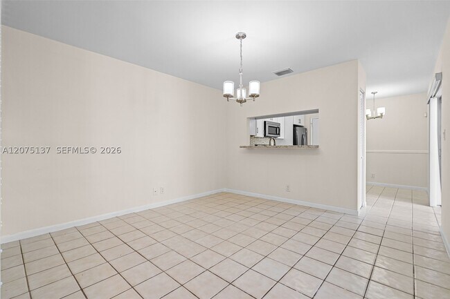 Foto del edificio - 10936 Longboat Dr