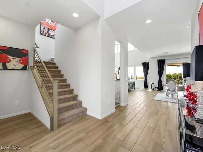 Foto del edificio - 3 Hilltop Crest St
