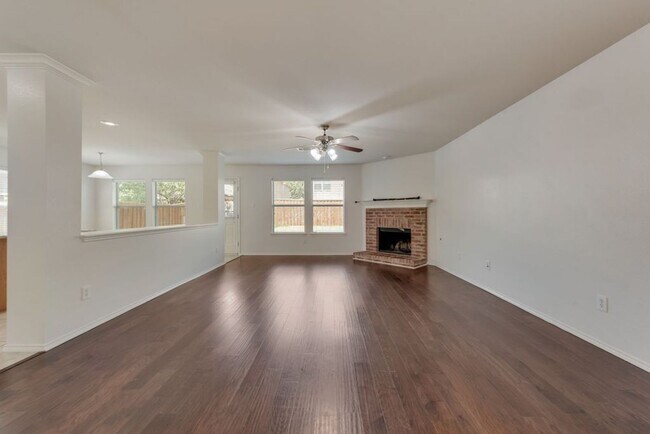 Foto del edificio - 4-bed 2.5-bath in McKinney's highly desira...