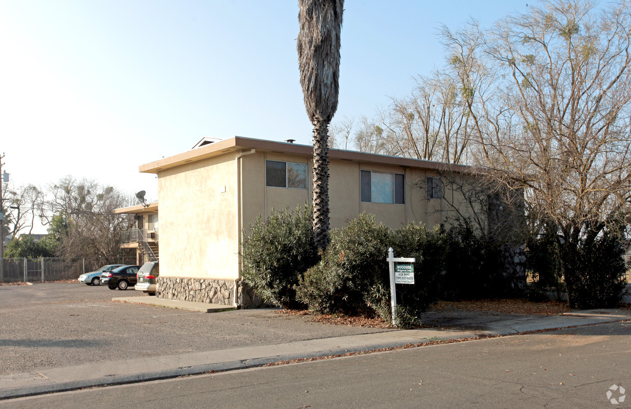 Building Photo - 1920 Sequoia St