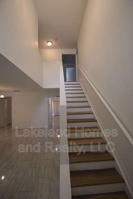 Foto del edificio - 5123 Spanish Oaks Dr