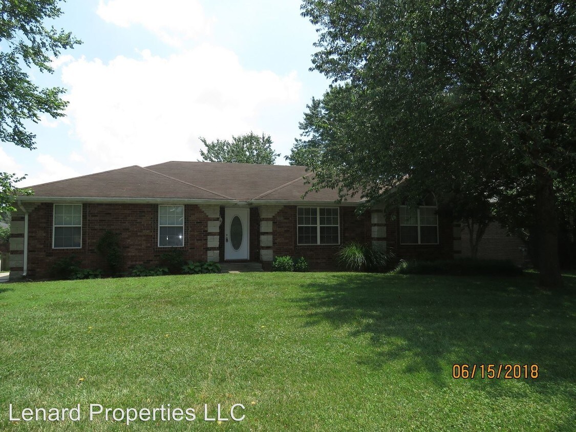 Primary Photo - 3 br, 2 bath House - 608 Cypress
