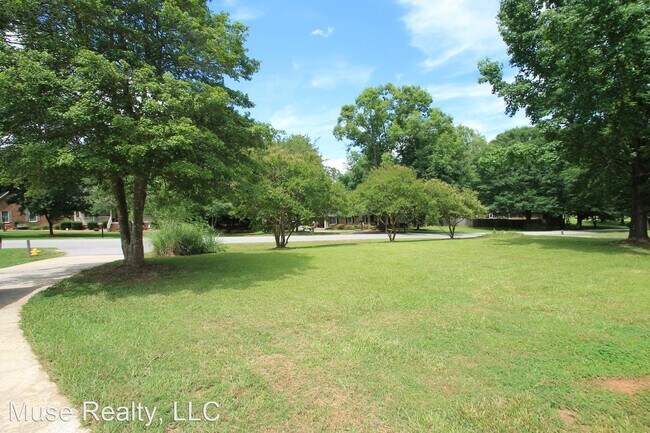 Foto del edificio - 3 br, 2 bath House - 1265 Craig Ave