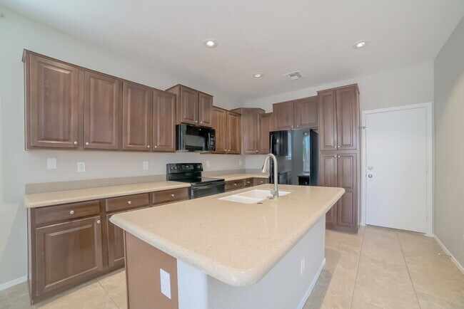 Building Photo - 11738 W Monte Lindo Ln