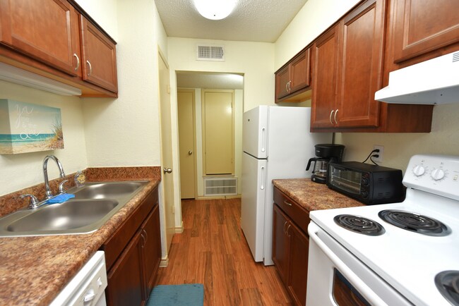 Foto del edificio - Land's End Apartments