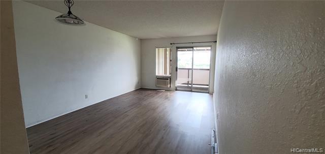 Foto del edificio - 96-234-234 Waiawa Rd