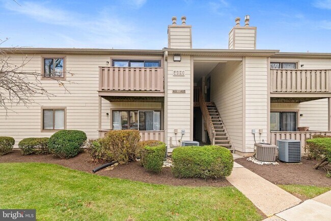 Building Photo - 408 Stockton Ct