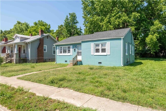 Building Photo - Great 3 Bedroom Rancher in Southside Richm...