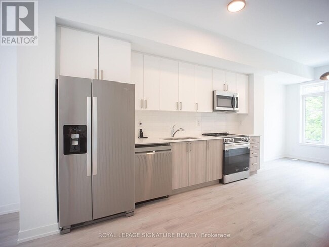 Building Photo - 64B TISDALE AVENUE