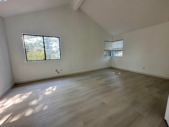 Building Photo - 4532 Montara Dr