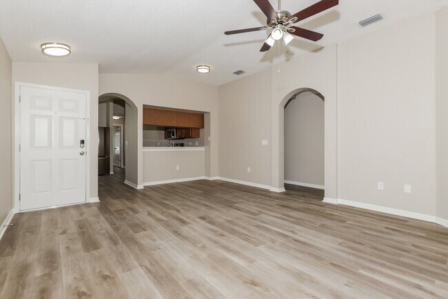 Building Photo - 519 Lindsay Anne Ct