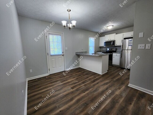 Building Photo - 155 Elsberry Rd