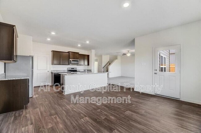 Building Photo - 18640 Quiet Range Dr