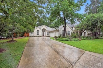 Building Photo - 22 Watermint Pl