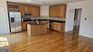 Building Photo - 42683 Hollyhock Terrace