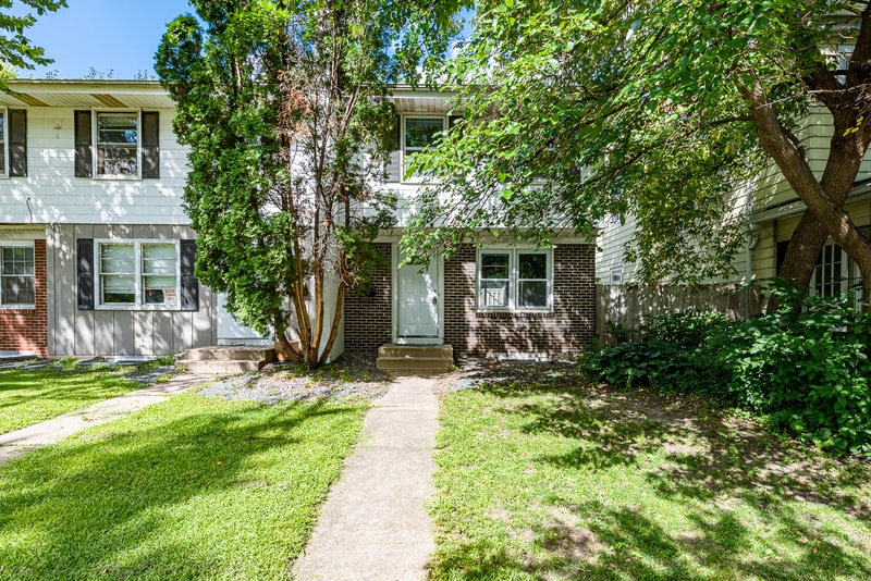 2600 E 24th St, Minneapolis, MN 55406 Condo for Rent in Minneapolis