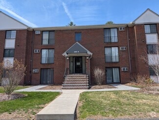 Building Photo - 382 Great Rd