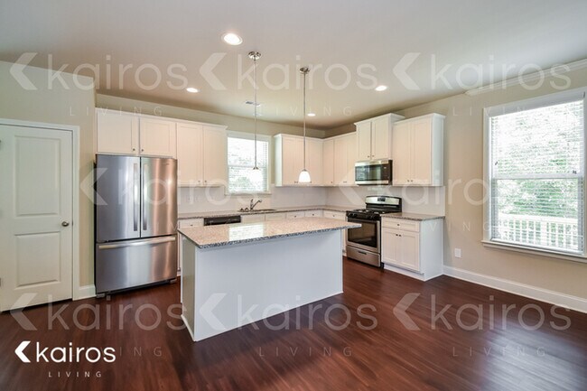 Building Photo - 45 Pratt Cir.