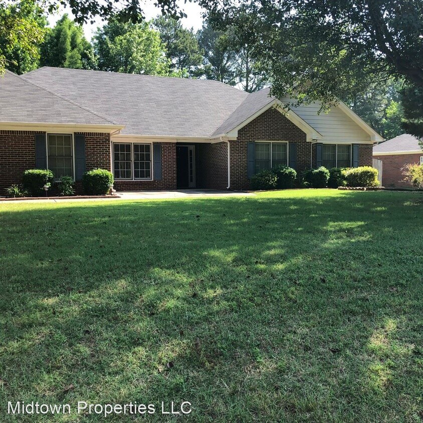Primary Photo - 4 br, 2 bath House - 151 Preswick Pl NW