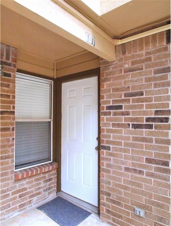 Building Photo - 5608 Cougar Dr