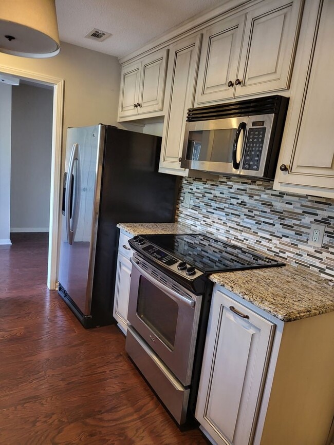 Building Photo - Verner/Northridge school zone.  3 bedroom,...