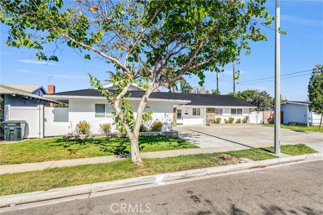 Foto del edificio - 2751 San Carlos Ln