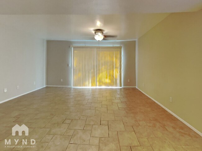 Building Photo - 122 S Hardy Dr