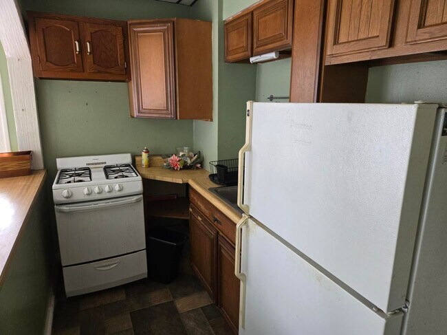 Foto del edificio - 3301 E Northern Pkwy