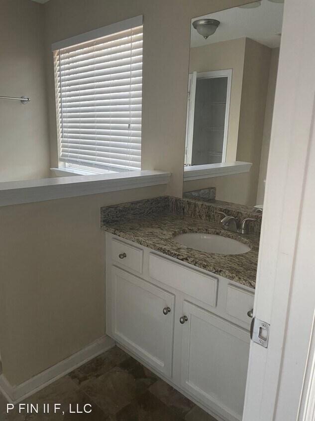 Foto del edificio - 3 br, 2 bath House - 35 Lauren Trl