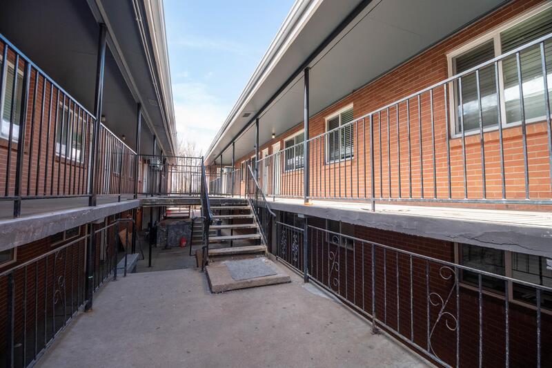 Foto del edificio - 1425 Kingston St