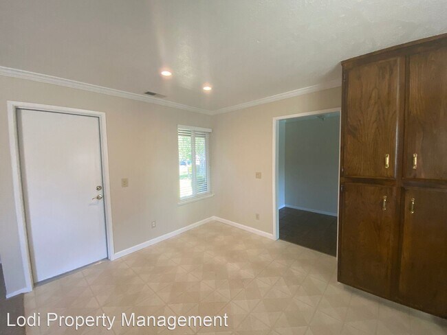 Building Photo - 3 br, 2 bath House - 1026 PORT CHELSEA CIRCLE