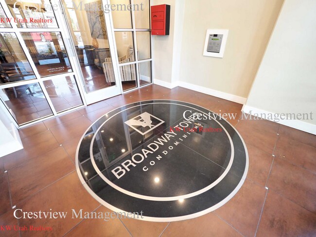 Foto del edificio - Broadway Condo