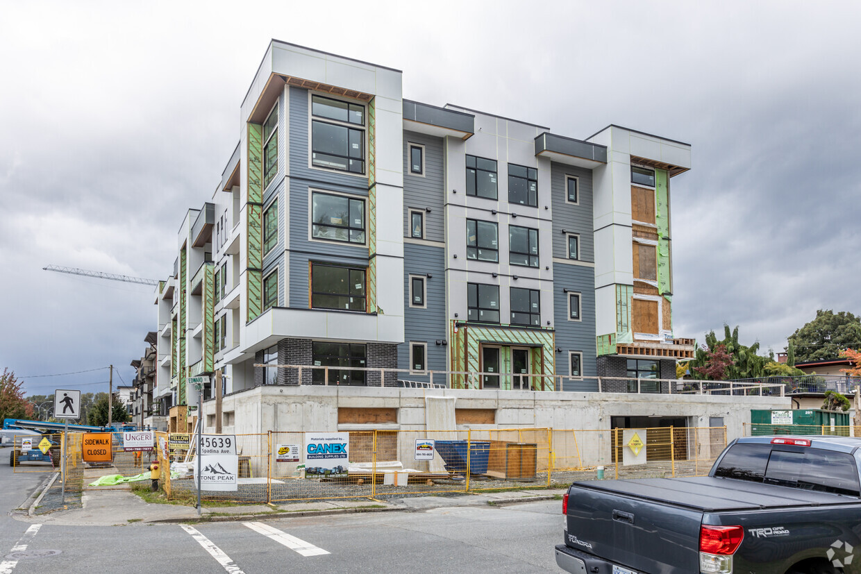 Construction Photo 8/2024 - The Ottison