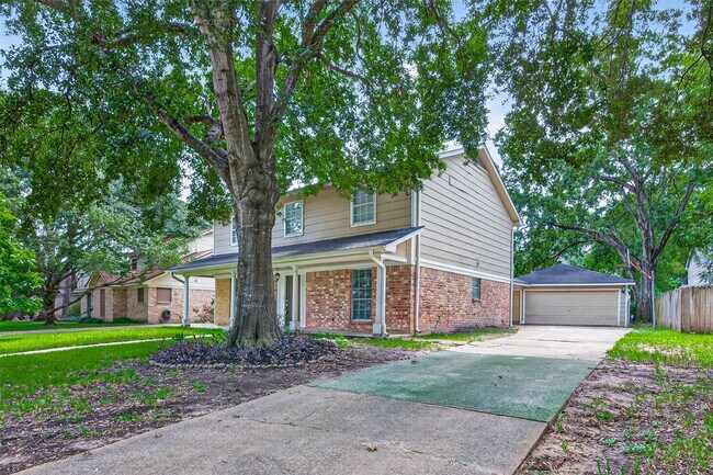 Foto del edificio - 6715 Greenvale Ln
