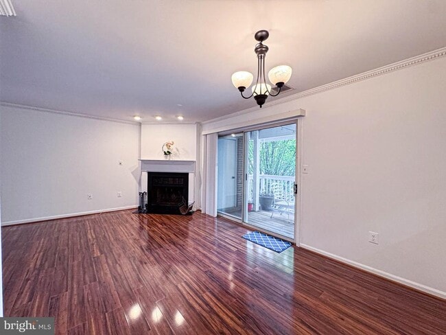 Building Photo - 2604 S Arlington Mill Dr