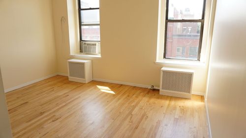 Building Photo - 467 Columbus Ave