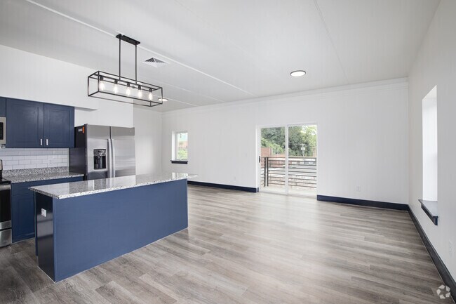 3HAB, 2BA - 1,300 pies cuadrados - 12th & Court Lofts