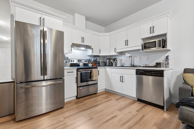 Photo du bâtiment - 35598 McKee Rd