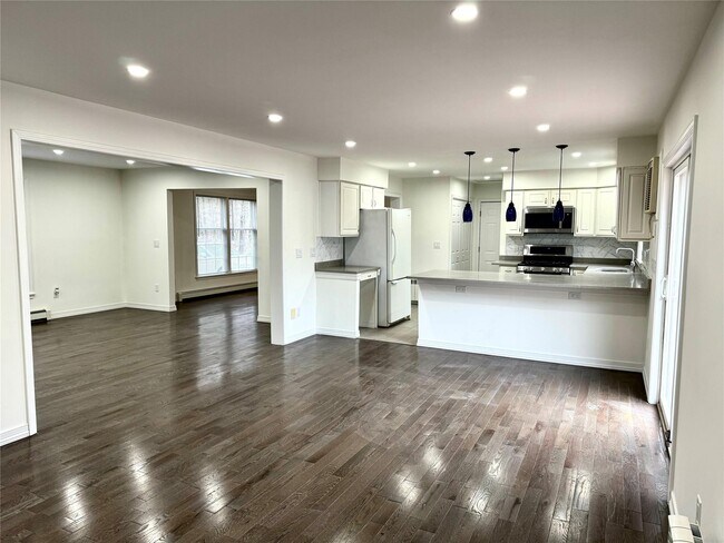Foto del edificio - 26 Sallys Ln