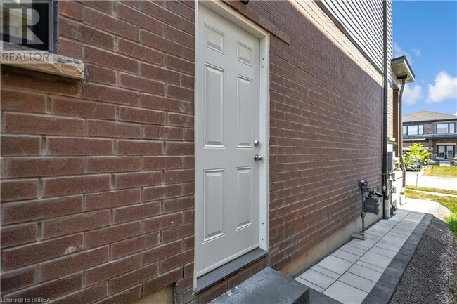Building Photo - 7 Mears Rd