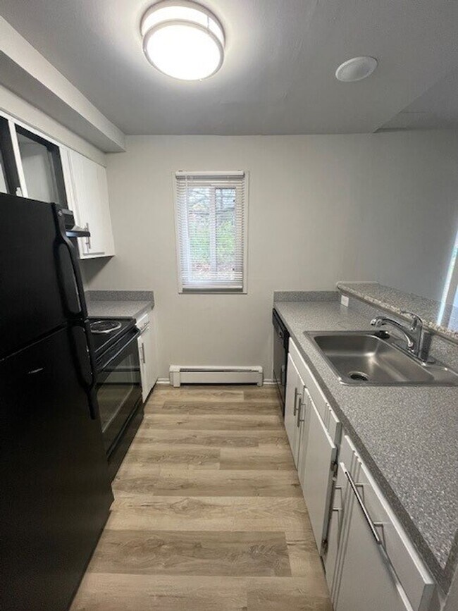 Foto del edificio - One Bedroom Loft in Royal Oak