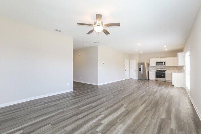 Building Photo - 613 Knightsbridge Ln