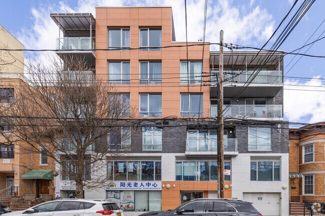 Building Photo - 869 57th St