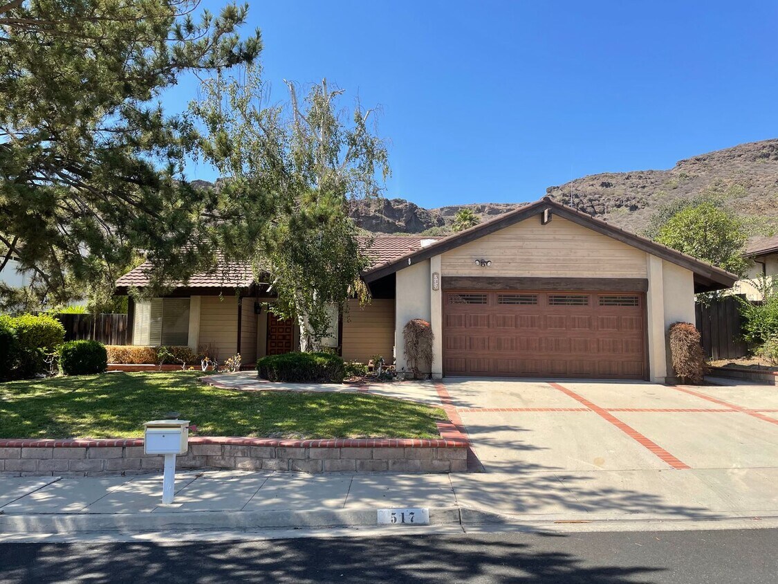 Foto principal - 517 Raindance St