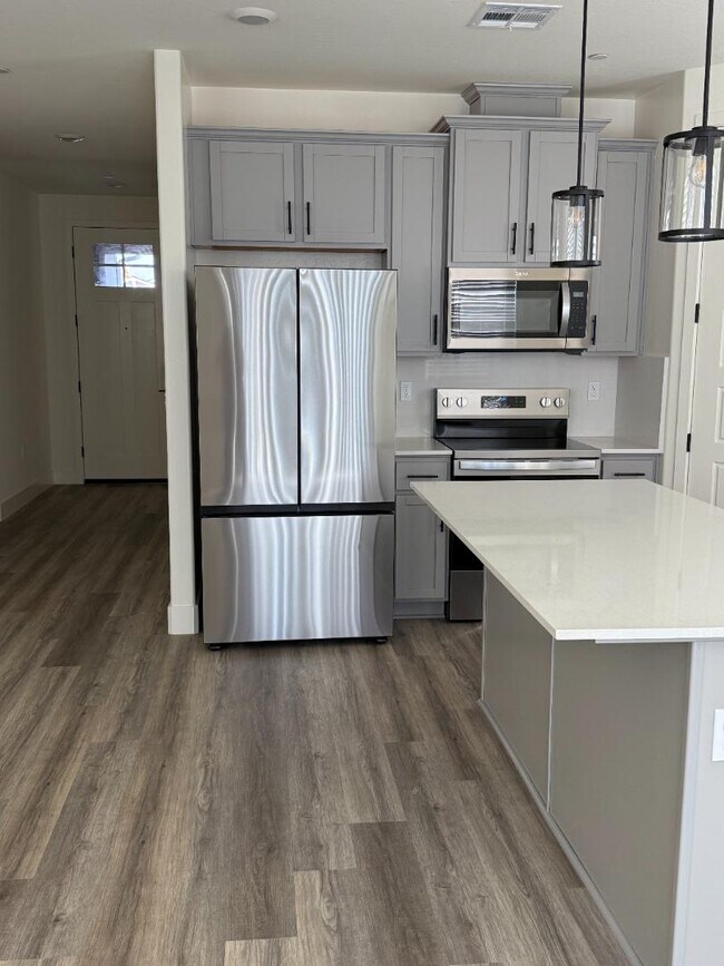 Foto del edificio - 2315 N Julieann St