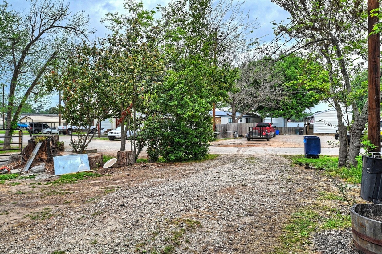 Building Photo - 13204 Enchanted Vista