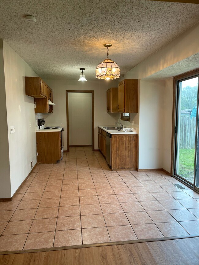 Foto del edificio - 3134 W Calhoun St