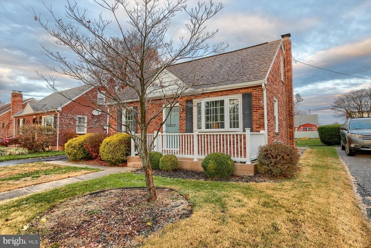 317 Greystone Rd, East York, PA 17402 House Rental in East York, PA